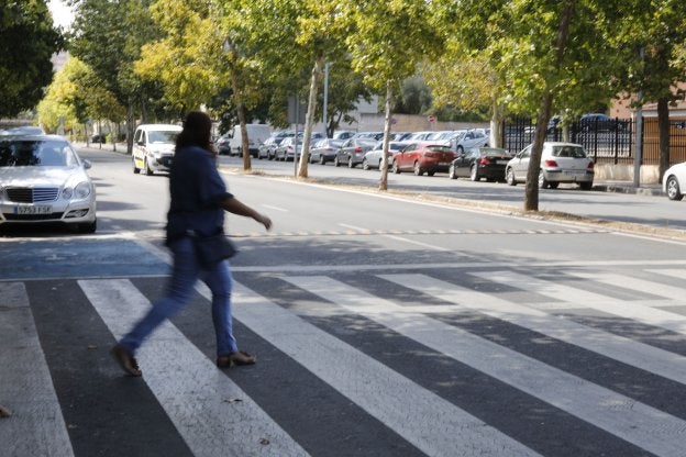 El Consistorio de Cáceres prevé instalar también pasos elevados y semáforos en la Hispanidad