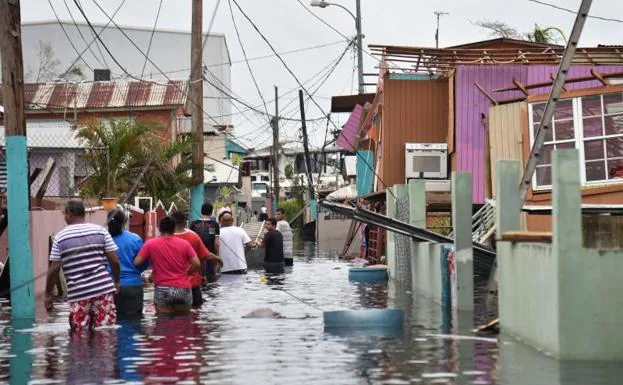 Puerto Rico trata de reponerse tras la devastación dejada por María