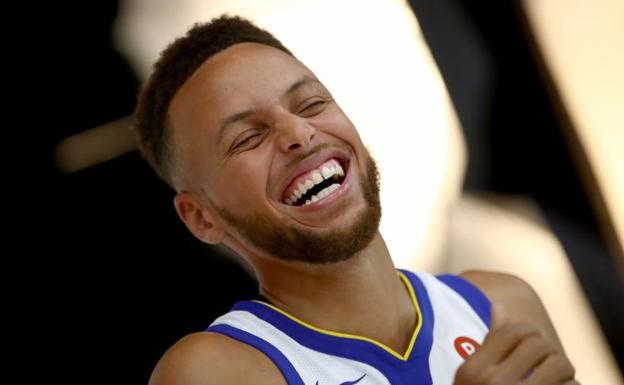 Curry y LeBron y Bryant levantan la voz contra el presidente Trump