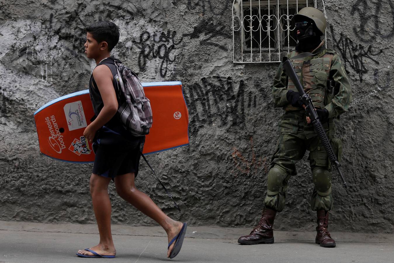 Enfrentamientos entre bandas de narcotraficantes en Río de Janeiro
