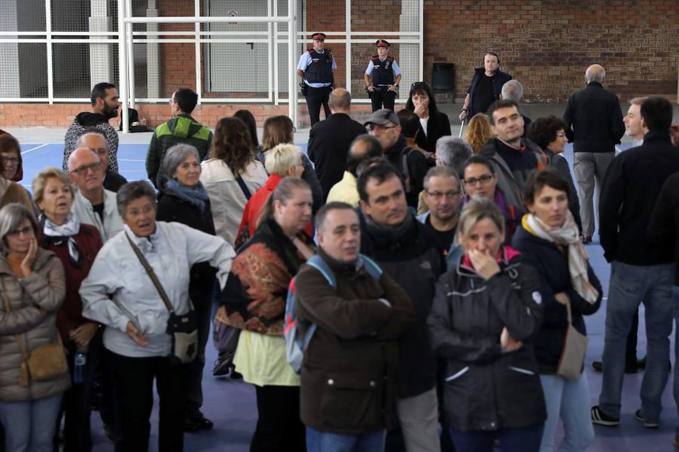 La jornada del 1-O, en imágenes