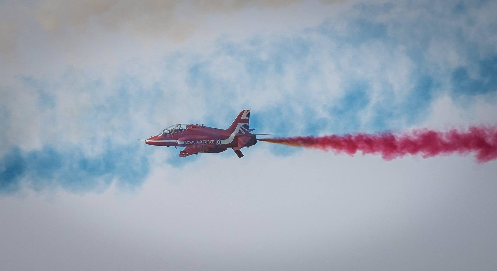 Exhibición de la escuadrilla británica Red Arrows