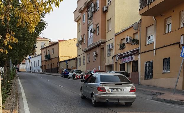 Aguas Vivas pide suprimir el doble carril en la entrada a Cáceres desde Casar