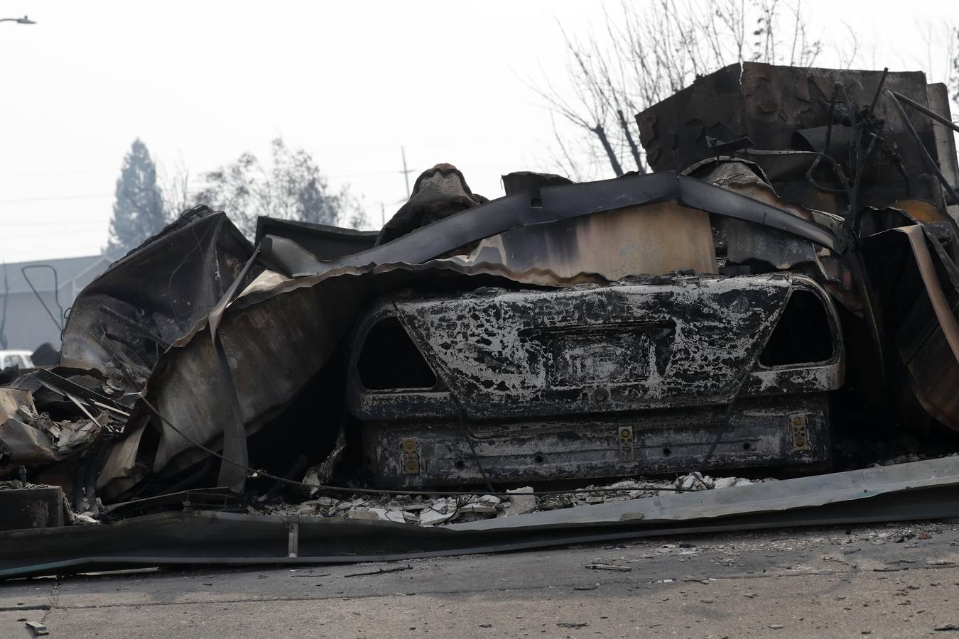 Los incendios en California dejan 17 muertos y más de 46.500 hectáreas arrasadas