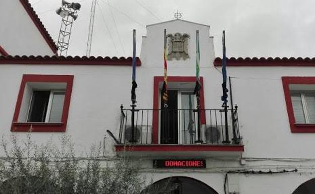 Guadiana del Caudillo convoca luto oficial por el accidente de tres de sus vecinos