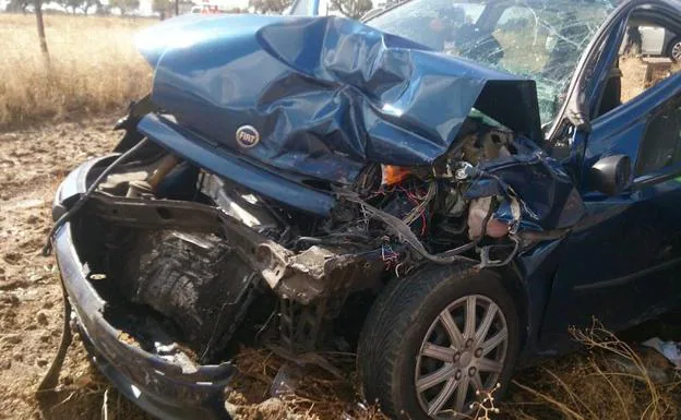 Tres heridos en un accidente en la carretera que une Cáceres y Badajoz