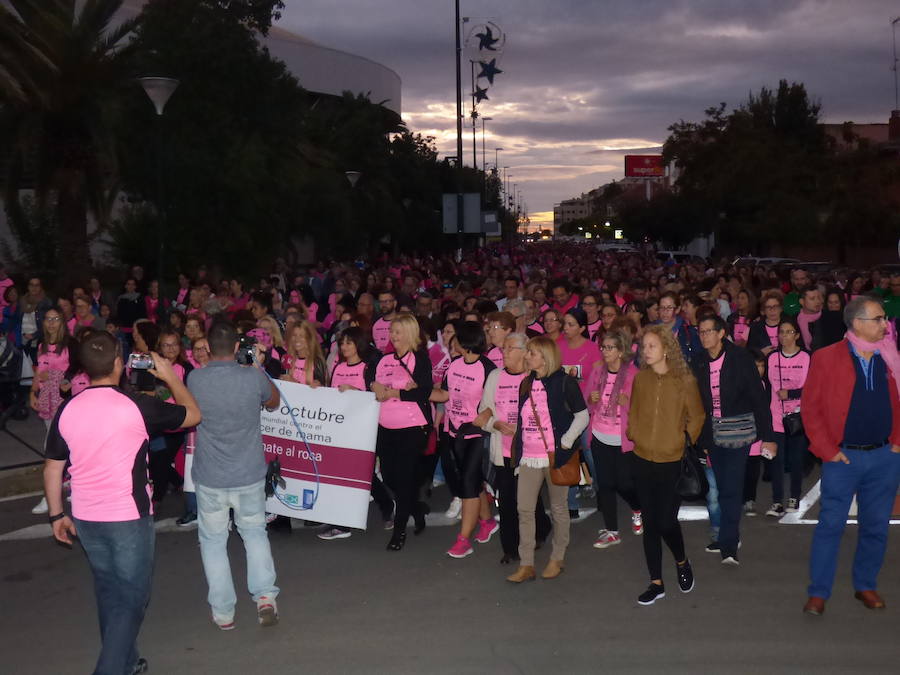 Una marea rosa recorre Navalmoral