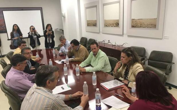 Organizaciones agrarias se adhieren al Pacto Social por el Ferrocarril