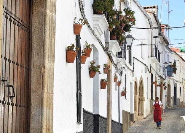 Calle medieval de Alburqueque. ::