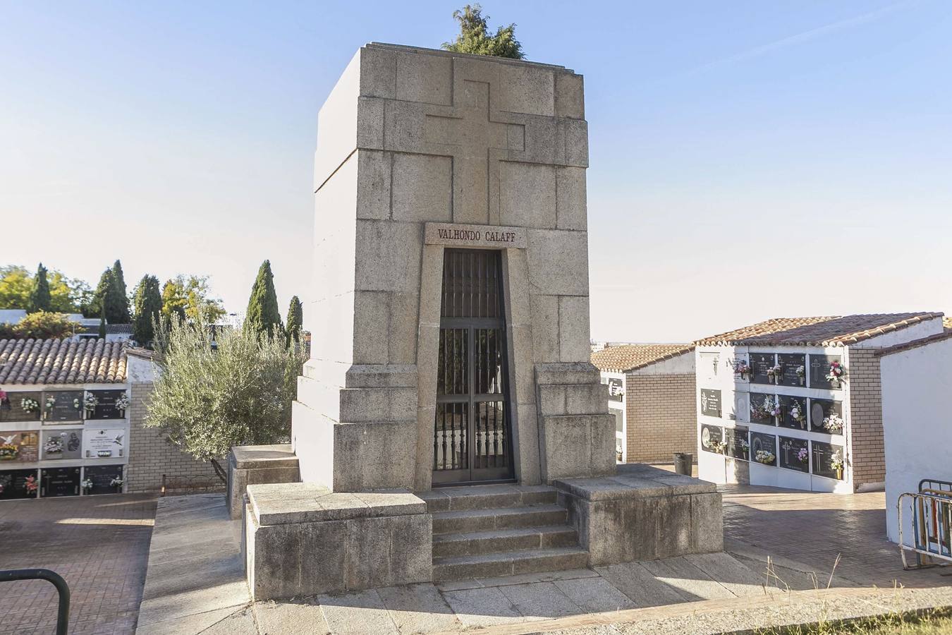 ¿Dónde está el muerto más rico de Cáceres?