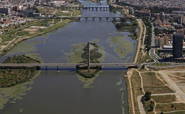 Badajoz quiere conseguir 10 millones en fondos DUSI con un proyecto con el Guadiana como eje