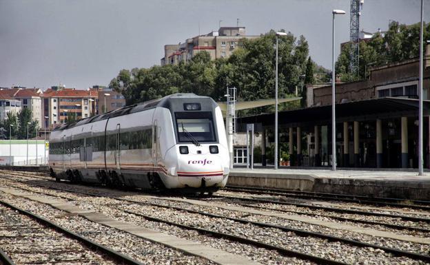 Una nueva avería deja parado en Talavera al tren Madrid-Cáceres