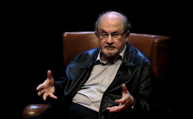 Salman Rushdie entona su réquiem por el sueño americano