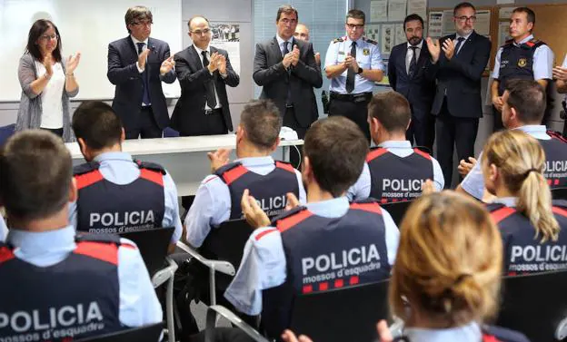 Los Mossos investigan a escoltas de Puigdemont por su fuga