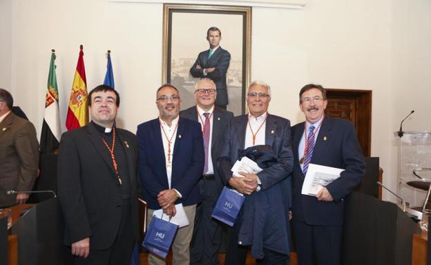 Toman posesión los nuevos cronistas de cinco municipios cacereños