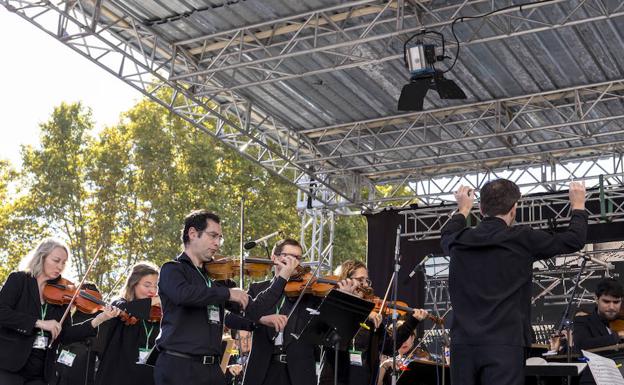 Así sonó el Himno de Extremadura en Madrid