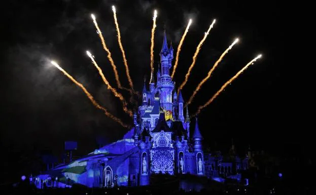 La Navidad se extiende por Disneyland Paris