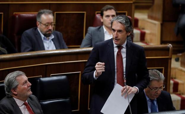 Podemos compara en el Congreso la movilización extremeña por el tren con el 15M