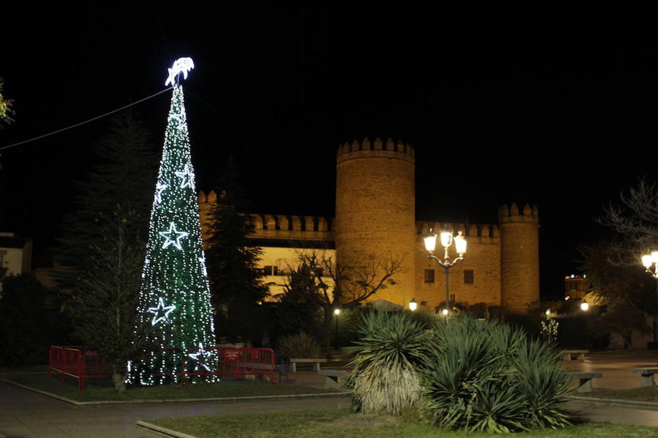 Encendido del árbol en Zafra