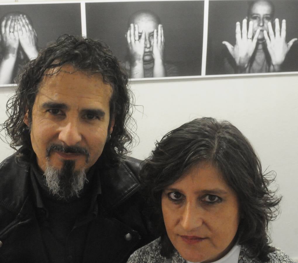 La exposición 'Karkinos, triple negativo. El cáncer de mama no es tan rosa' llega a Merida