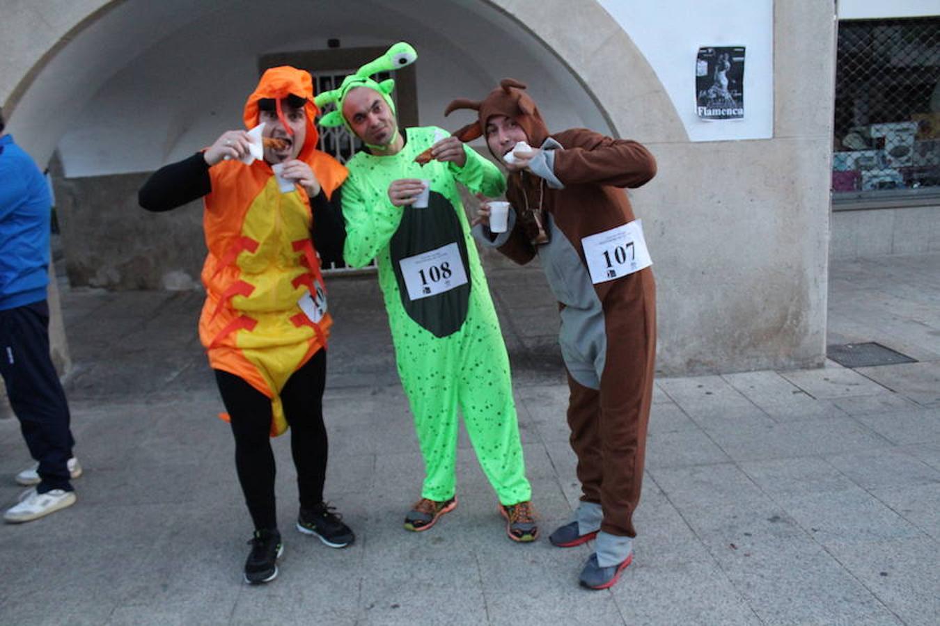 Malpartida despide el año con una colorida San Silvestre