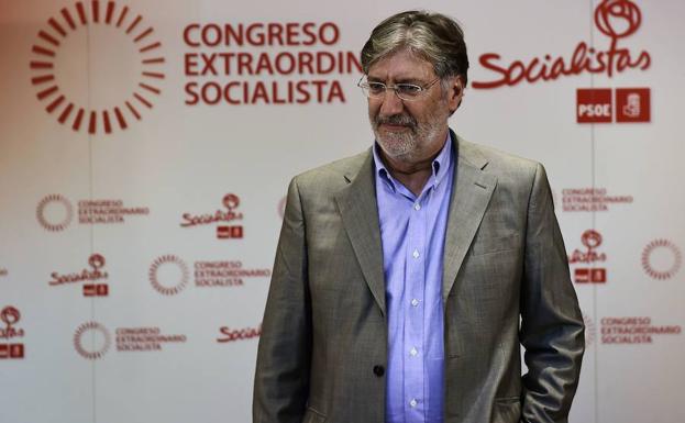 Pérez Tapias se da de baja del PSOE por su «heterodoxia» de planteamientos ante la «crisis de Estado»