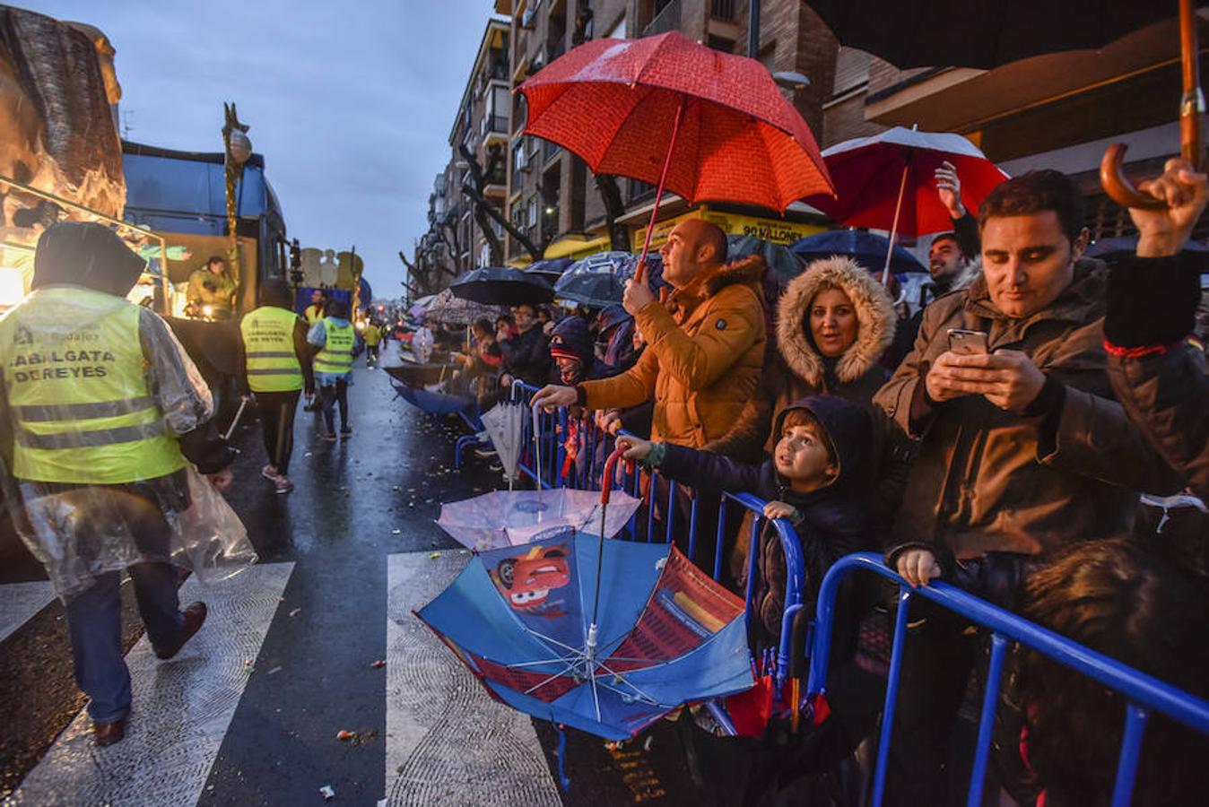 La cabalgata llena de magia las calles de Badajoz