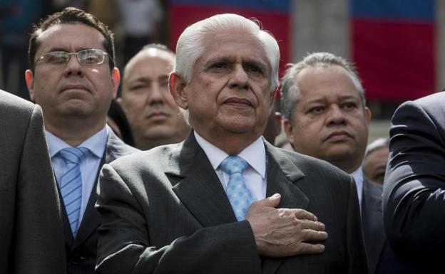 Omar Barboza, un nuevo presidente del Parlamento venezolano para acabar con la división opositora