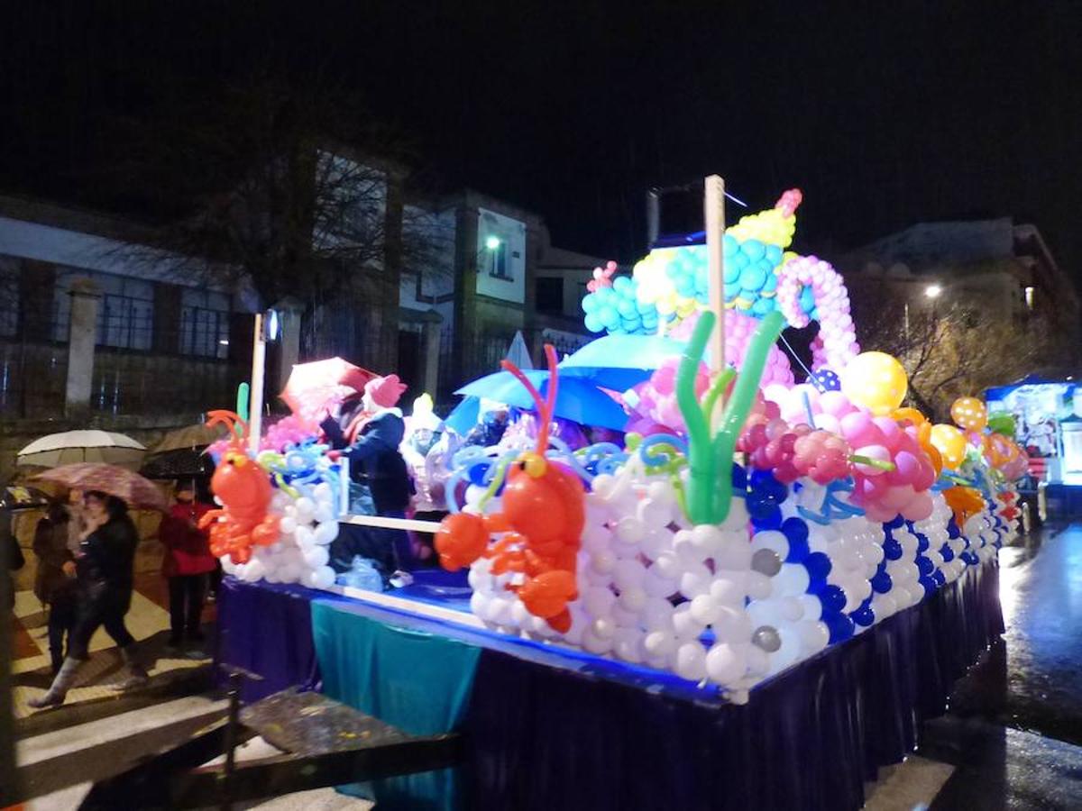 Cabalgata pasada por agua