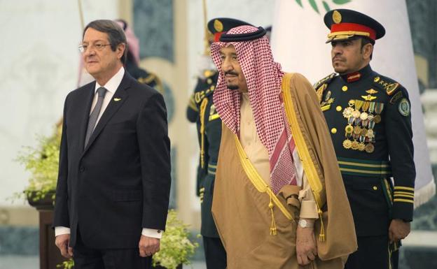 La monarquía saudí detiene a once príncipes por protestar contra la austeridad