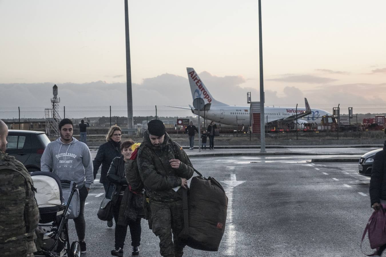 Los primeros 170 militares regresan de Letonia