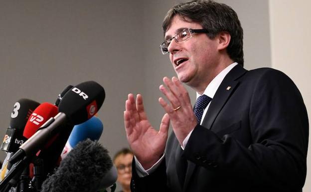 Los independentistas consideran «sacrificar a Puigdemont» para asegurar el gobierno