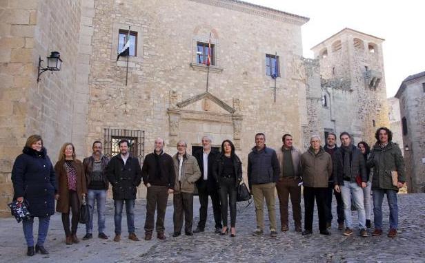 Podemos exige que la Junta cancele las cuentas con los bancos que cierren las sucursales rurales