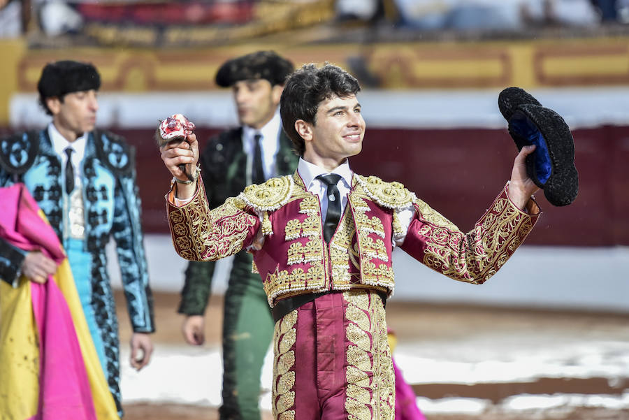 Novillada con picadores en la feria taurina de Olivenza