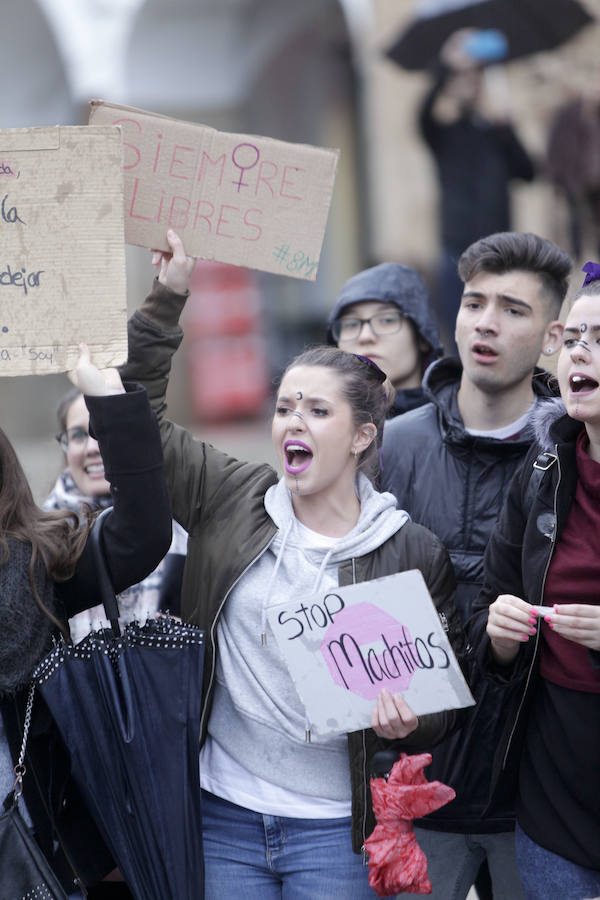 Las cacereñas piden igualdad real en la calle