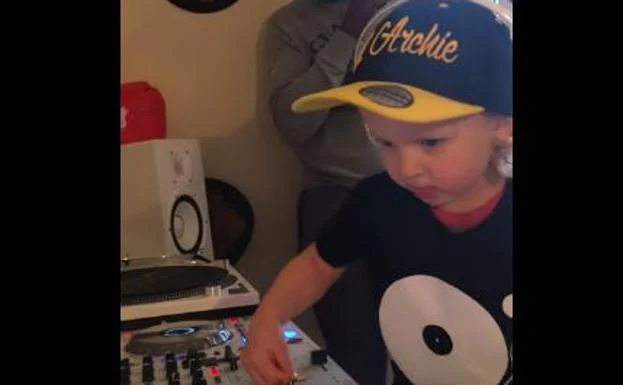 El niño DJ