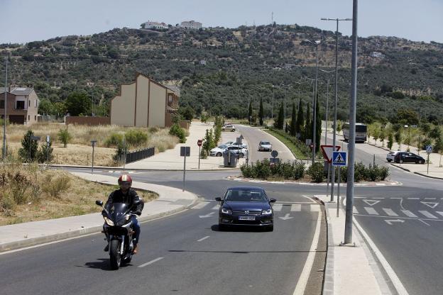 Anuladas las adjudicaciones y la licitación de la Ronda Sureste de Cáceres