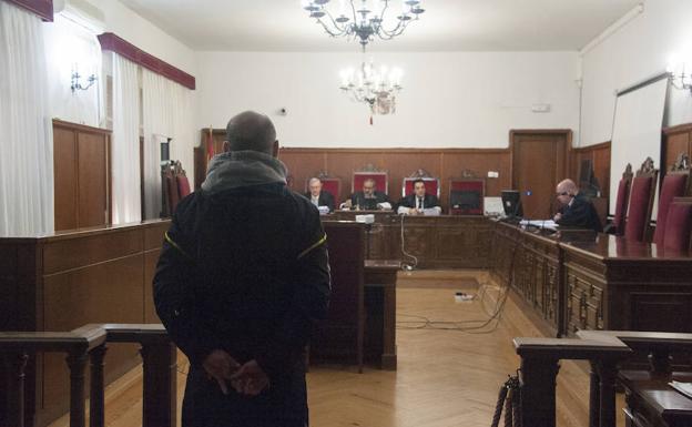 La Audiencia de Badajoz impone tres años de prisión a un hombre por traficar con droga en su bar