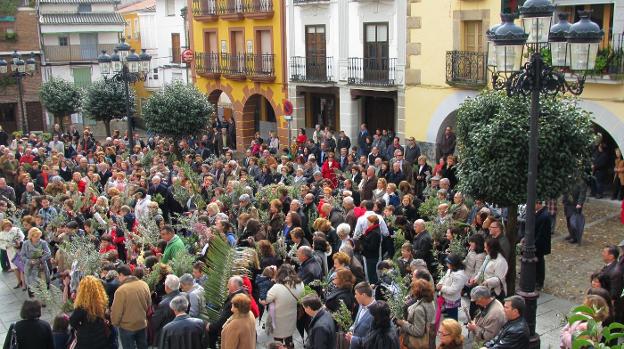 La bendición de ramos de Jaraíz se realizará hoy a mediodía en la plaza Mayor