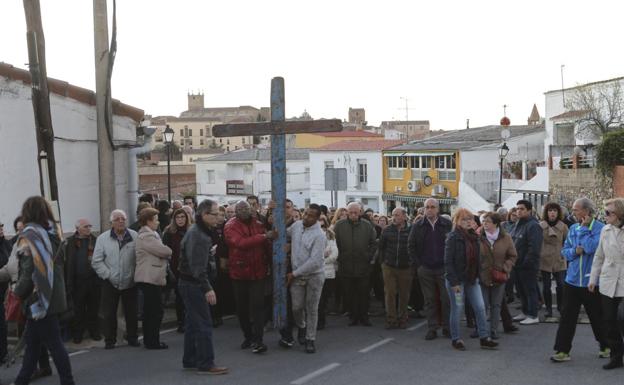 La cruz de Lampedusa, bendecida por el papa Francisco, llega a la Diócesis de Coria-Cáceres