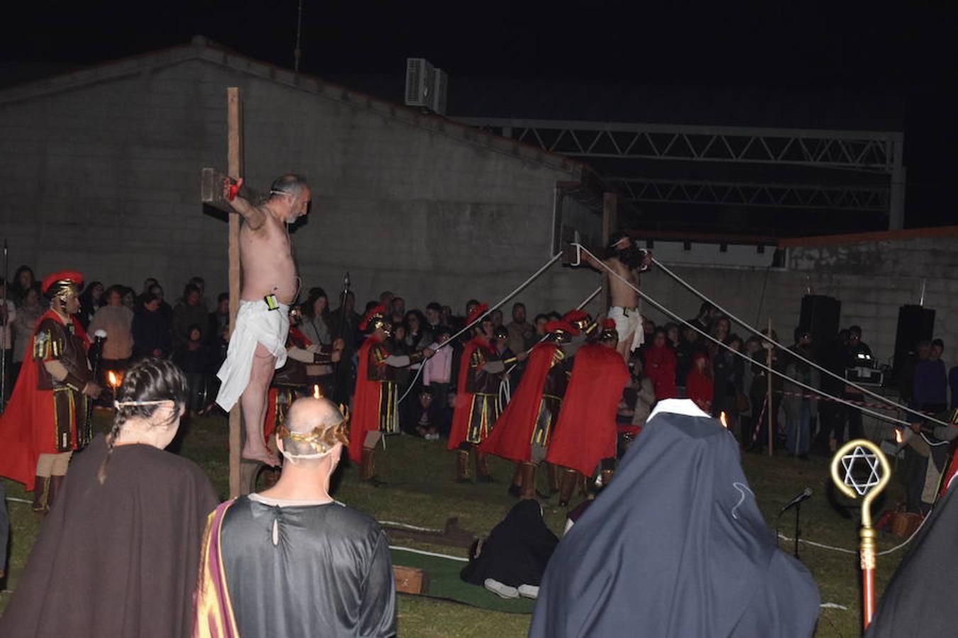 La Pasión Viviente talayuelana se estrena con mucho público