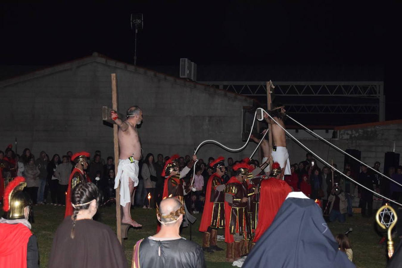 La Pasión Viviente talayuelana se estrena con mucho público