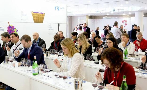 Las bodegas extremeñas se citan con los mercados europeos en Prowein