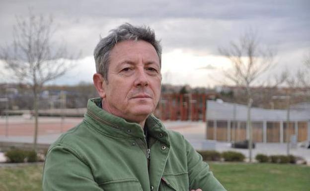 Alonso Guerrero presenta su libro en el Aula Hoy de Badajoz