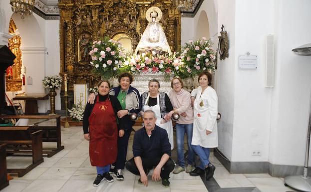 La bajada de la patrona de Cáceres abre esta tarde su Novenario más ambicioso