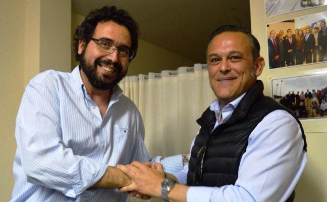 Jaime Vega y Gervasio Rivas tras la asamblea celebrada el viernes. ::/