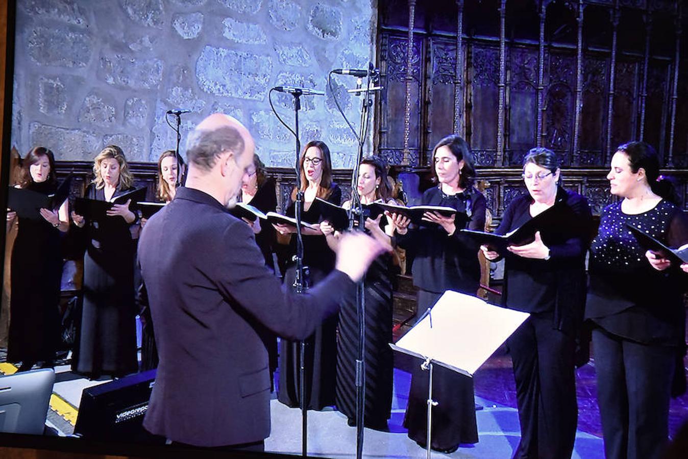 El rey entrega el premio Carlos V a Antonio Tajani