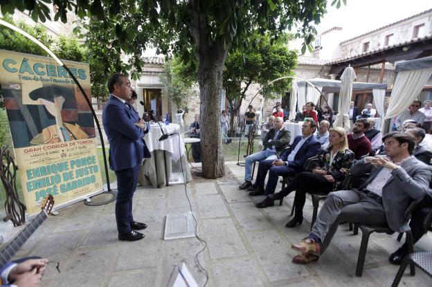 Ponce, Emilio de Justo y Garrido, en el único festejo de Cáceres
