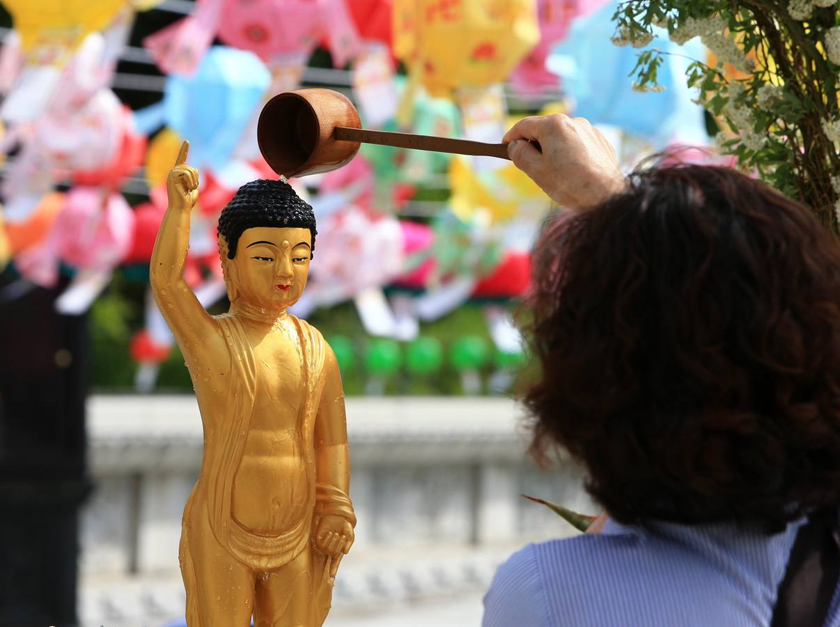 Celebraciones por el aniversario de Buda
