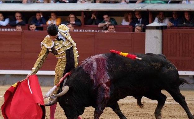 Talavante corta dos orejas y abre la puerta grande de Las Ventas